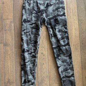 Gymshshark Camouflage Leggings - Black and Gray